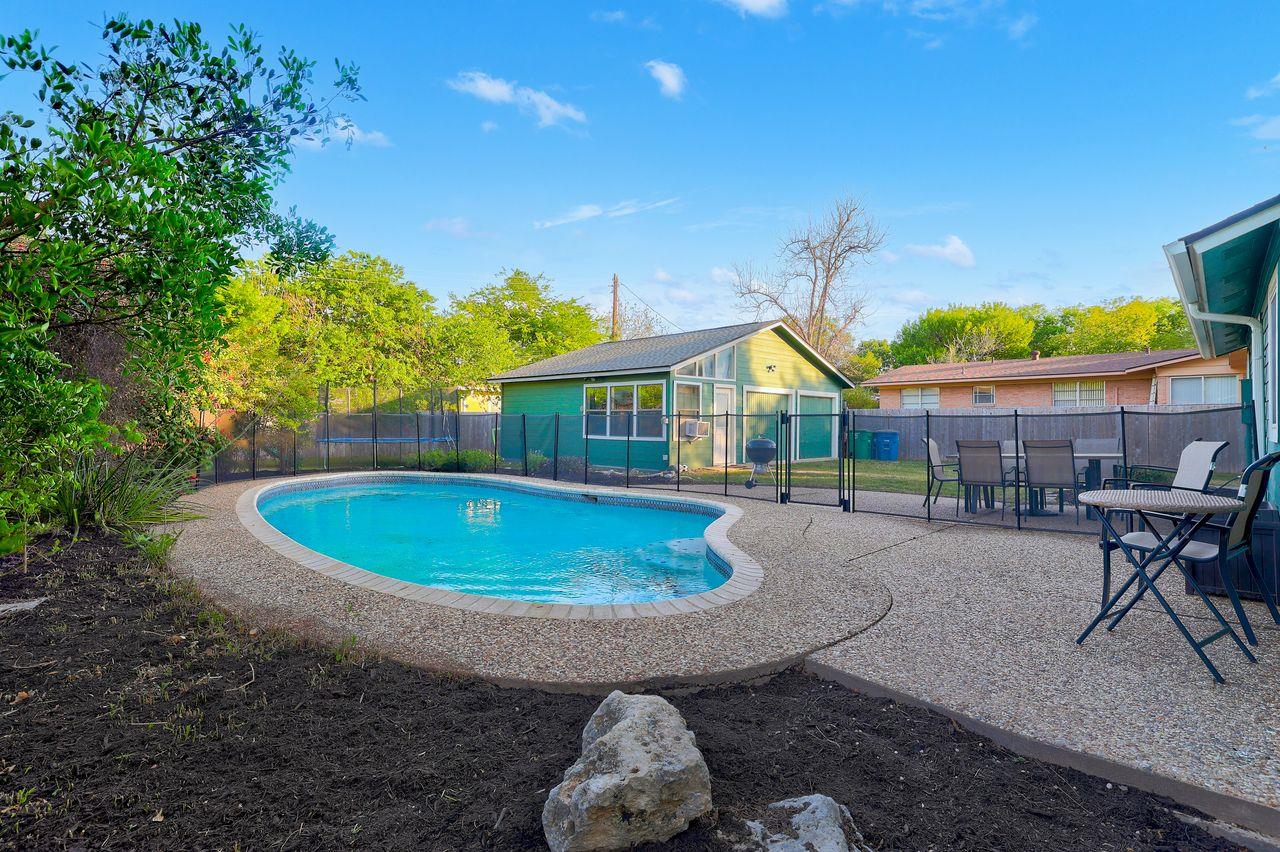 6903 Ardath St, Austin, TX 78757