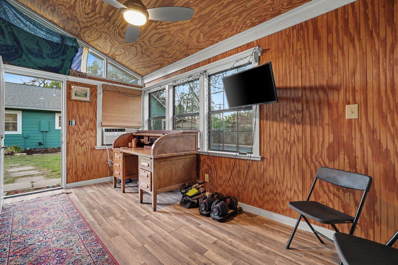 6903 Ardath St, Austin, TX 78757