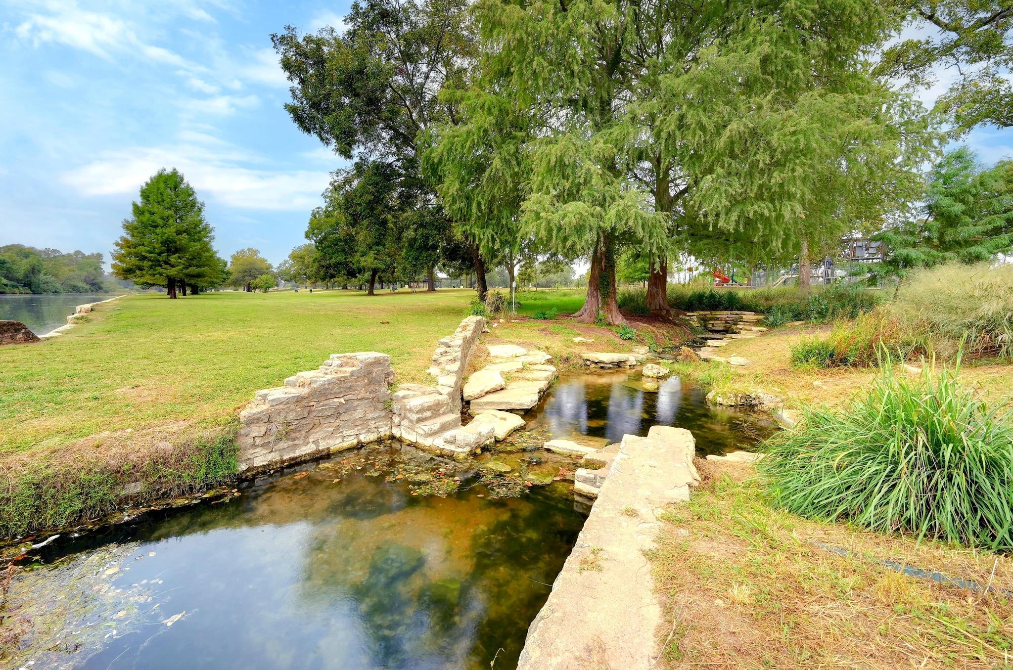 300 River Bluff Cir, Georgetown, TX 78626