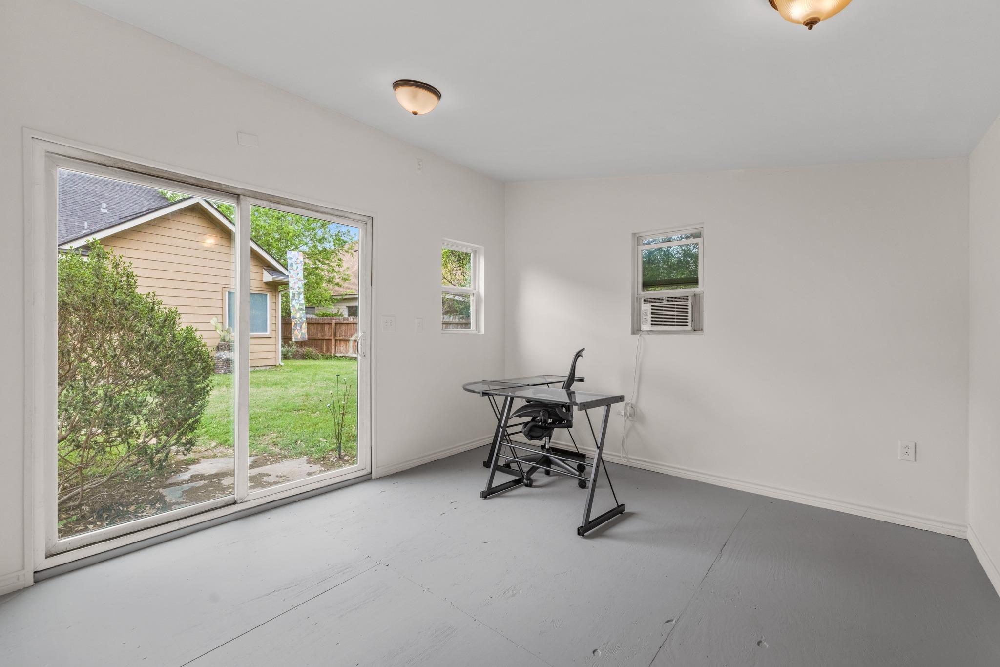 300 River Bluff Cir, Georgetown, TX 78626