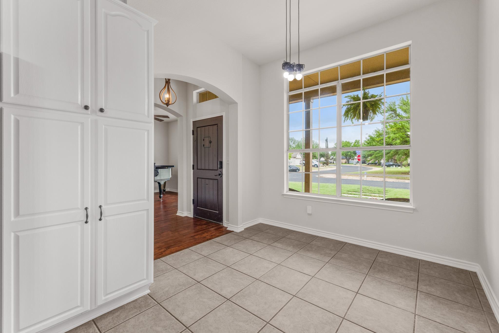 300 River Bluff Cir, Georgetown, TX 78626