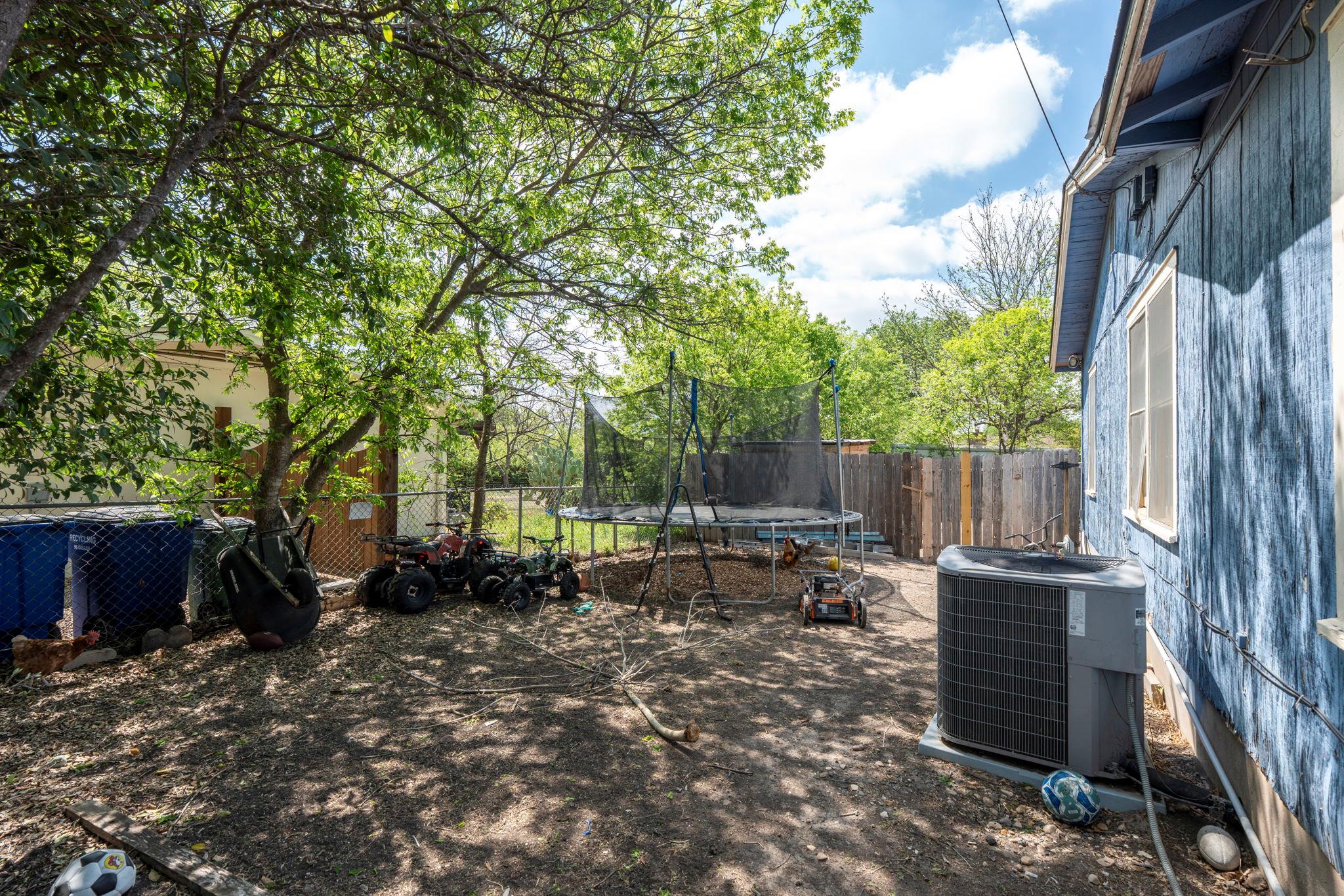 1007 Neans Dr, Austin, TX 78758