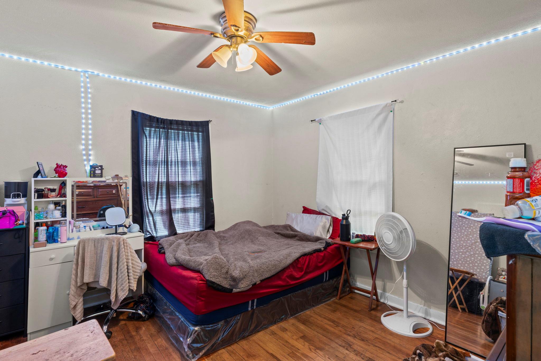 1007 Neans Dr, Austin, TX 78758