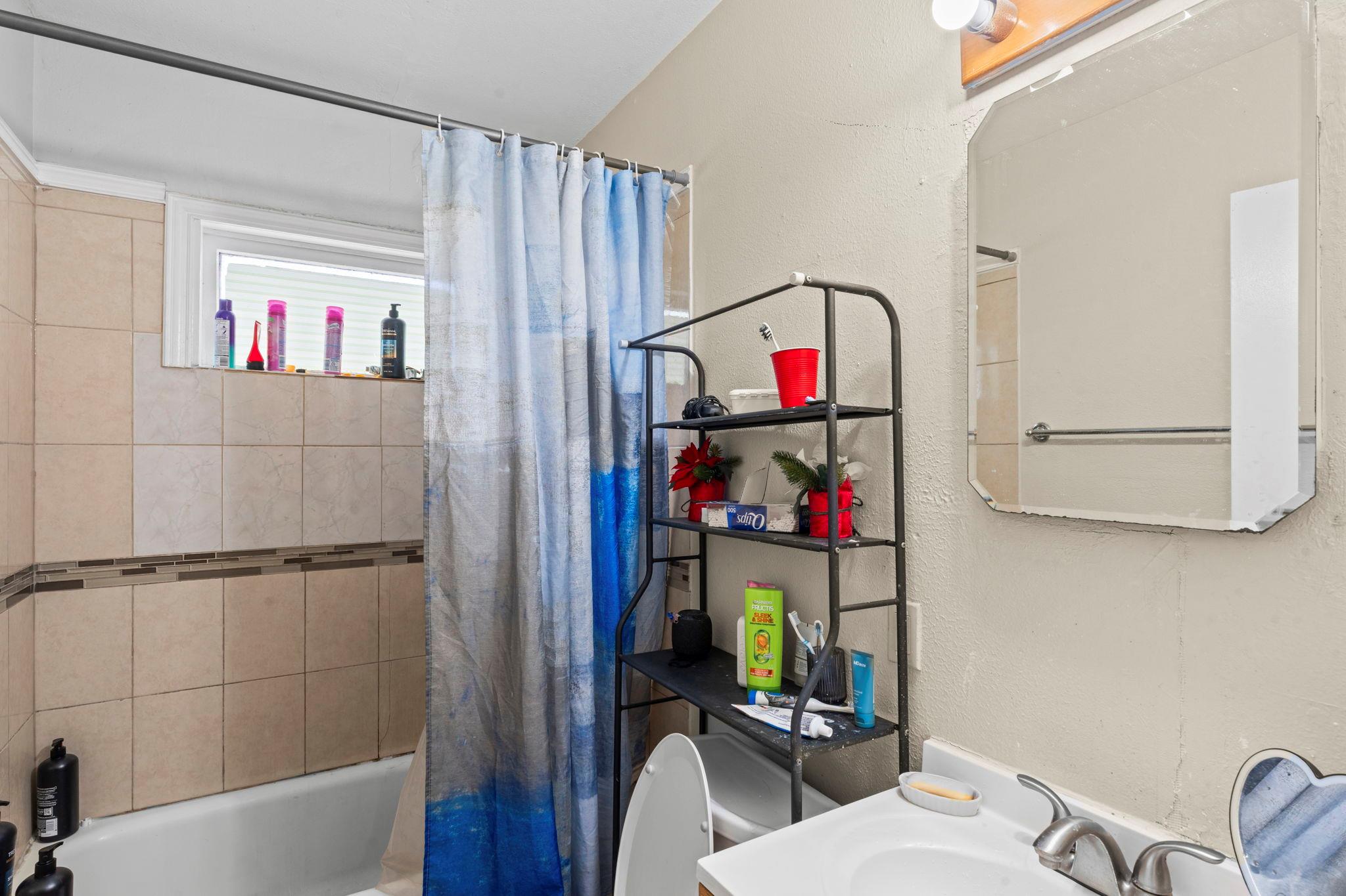 1007 Neans Dr, Austin, TX 78758