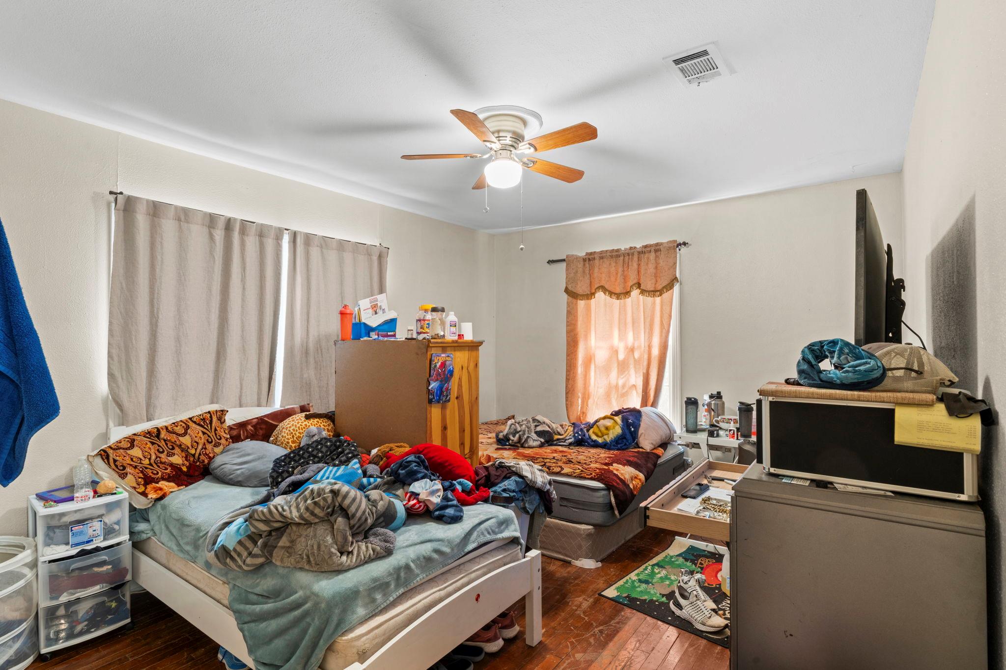 1007 Neans Dr, Austin, TX 78758