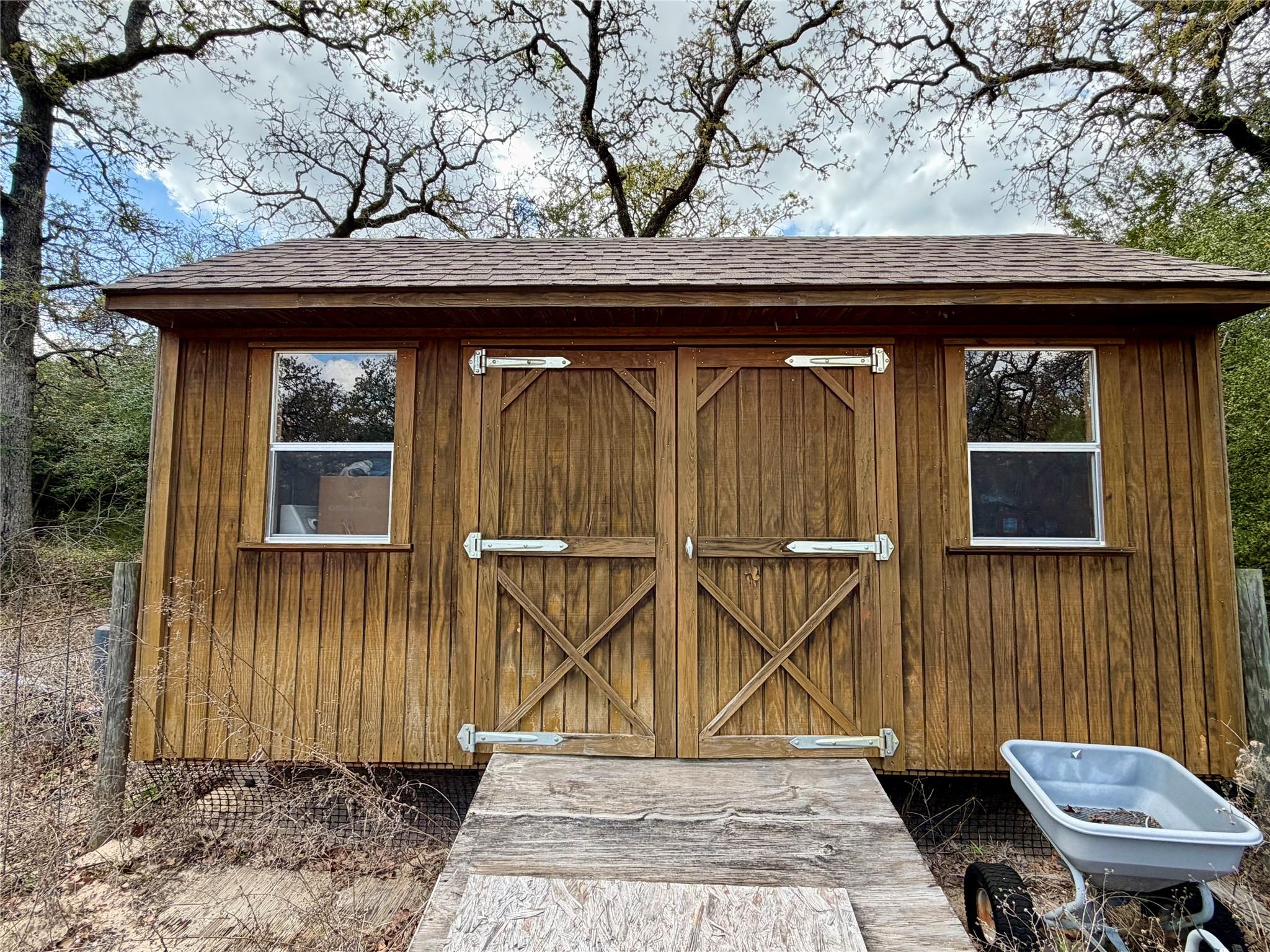 3950 Private Road 2015, Caldwell, TX 77836