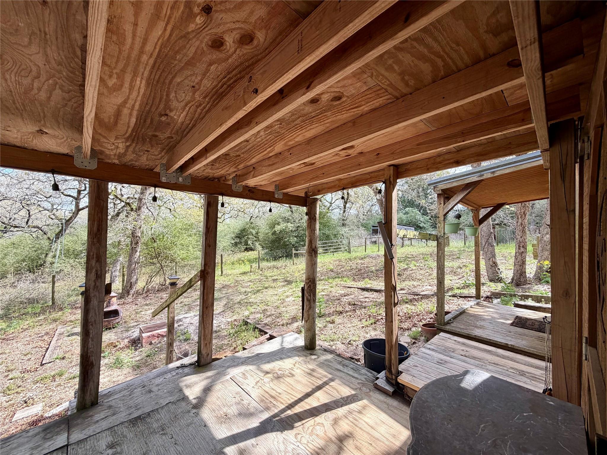 3950 Private Road 2015, Caldwell, TX 77836