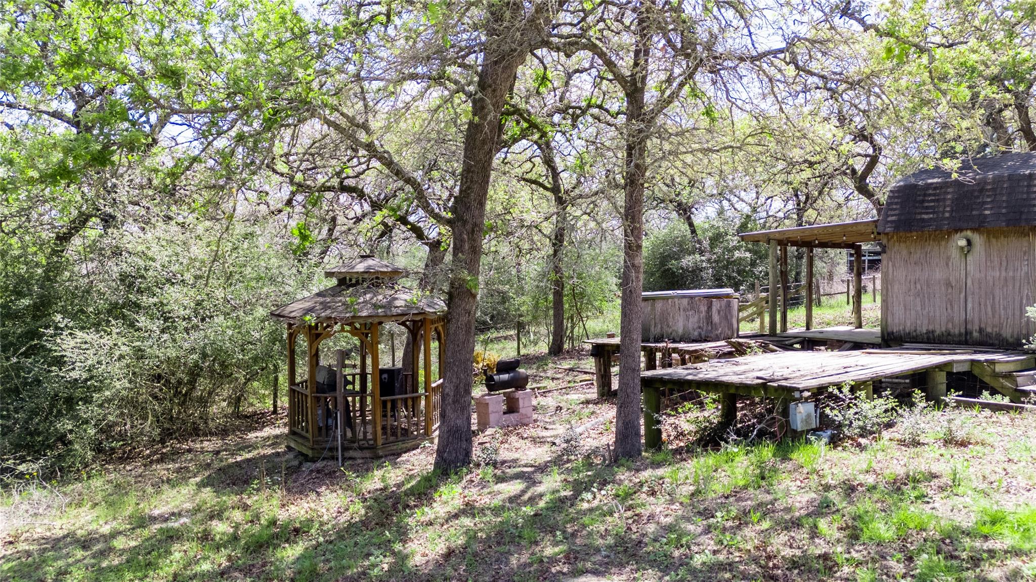 3950 Private Road 2015, Caldwell, TX 77836