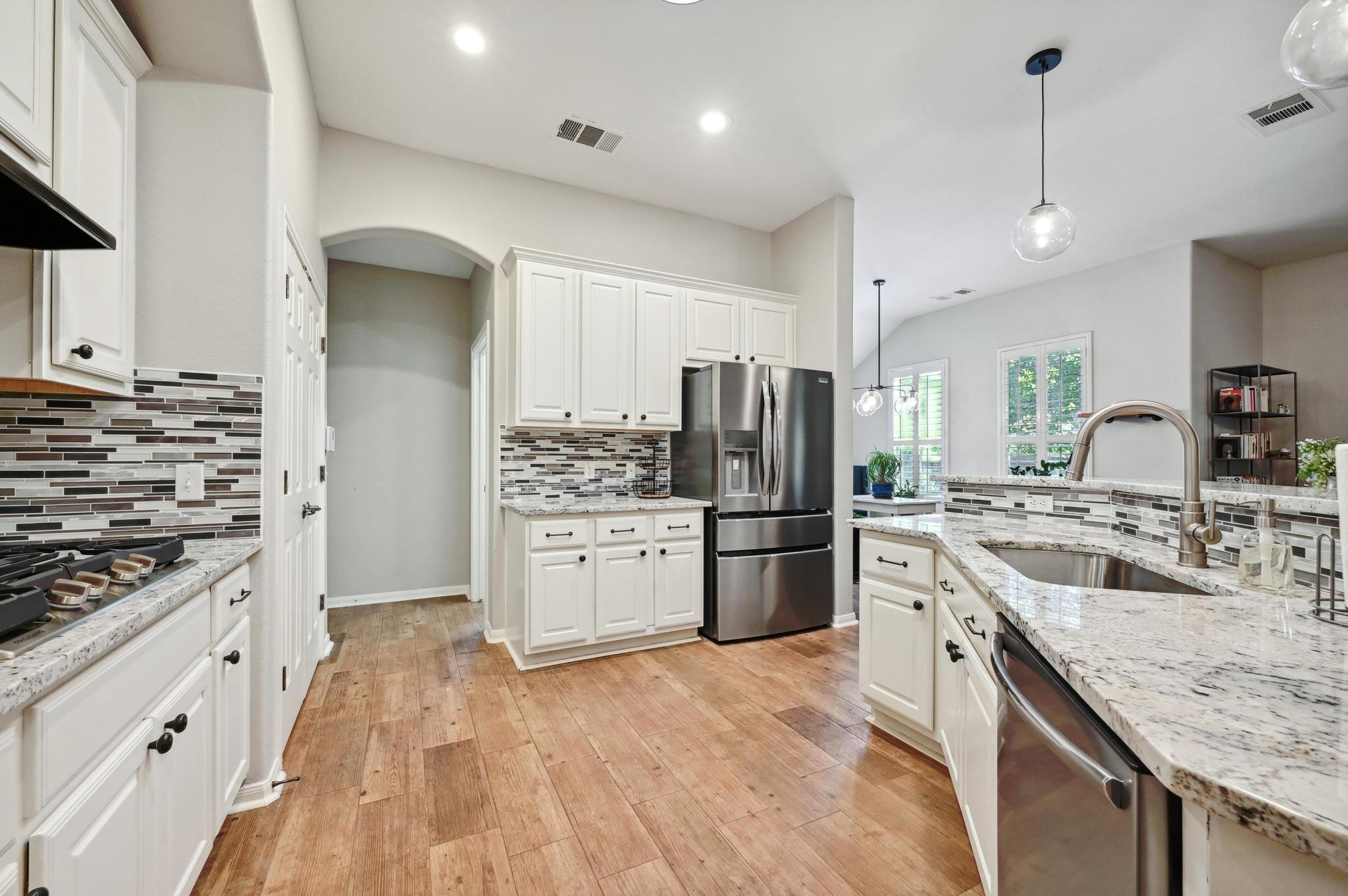 9309 Manipari Ln, Austin, TX 78749