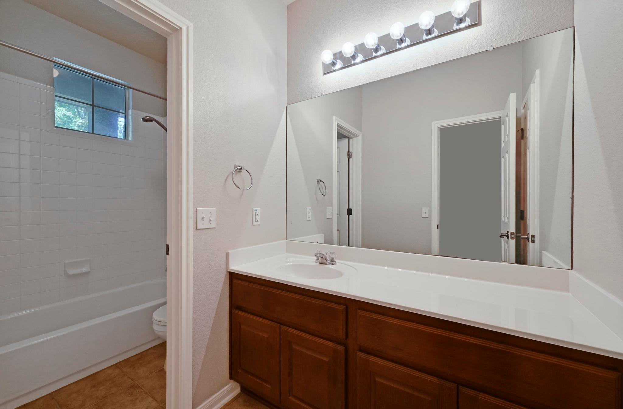 9309 Manipari Ln, Austin, TX 78749