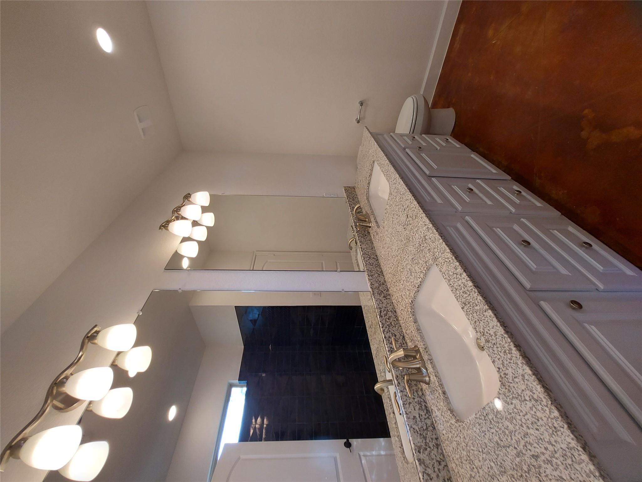 121 Spanish Oak Trl, Cameron, TX 76520