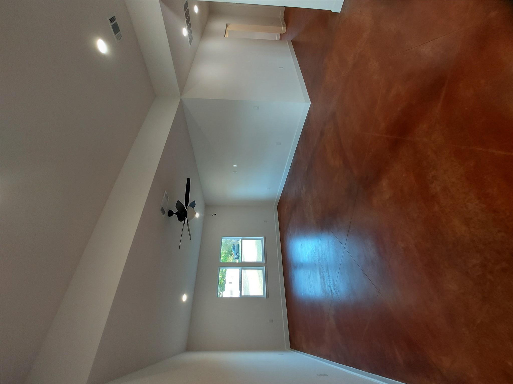 121 Spanish Oak Trl, Cameron, TX 76520