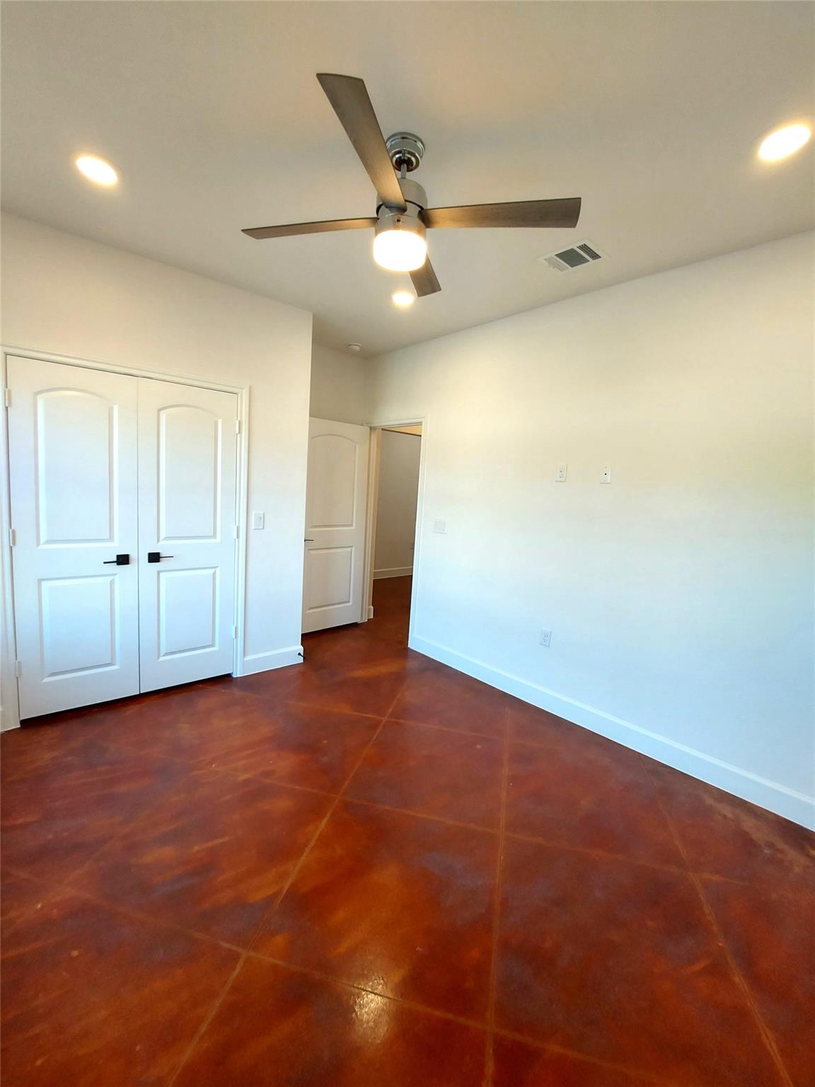 121 Spanish Oak Trl, Cameron, TX 76520