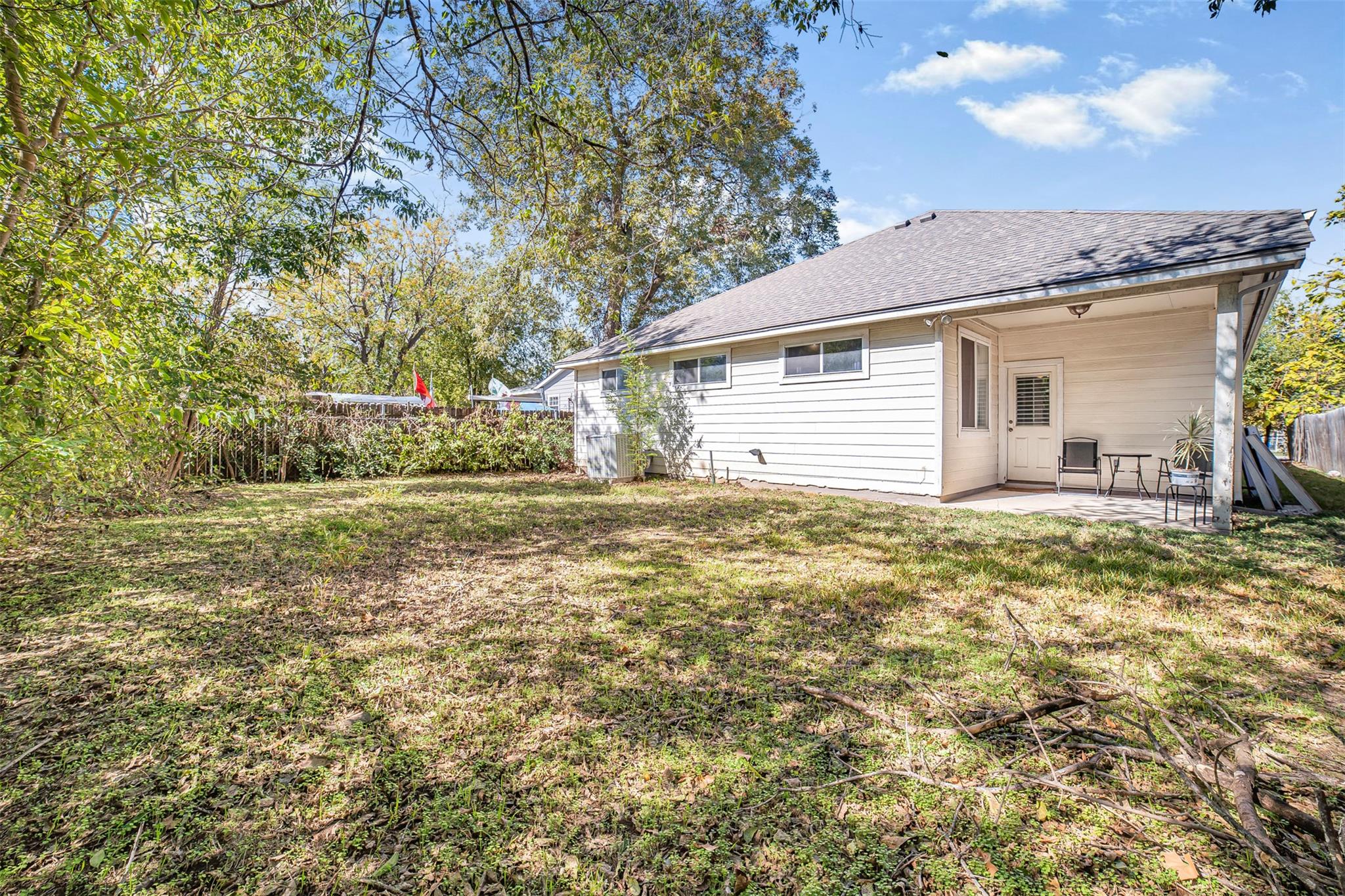 409 E Austin Ave, Round Rock, TX 78664