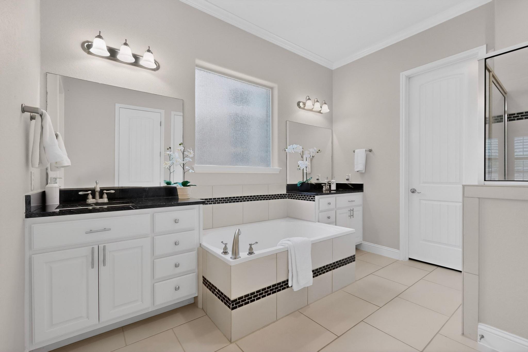 13900 Tyburn Trl, Austin, TX 78717