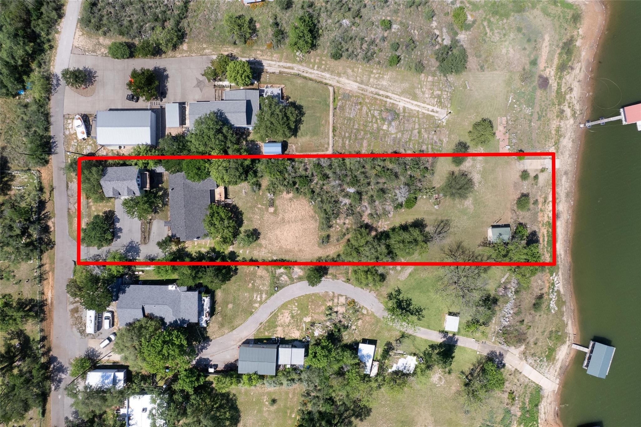 117 Lake View Dr, Spicewood, TX 78669