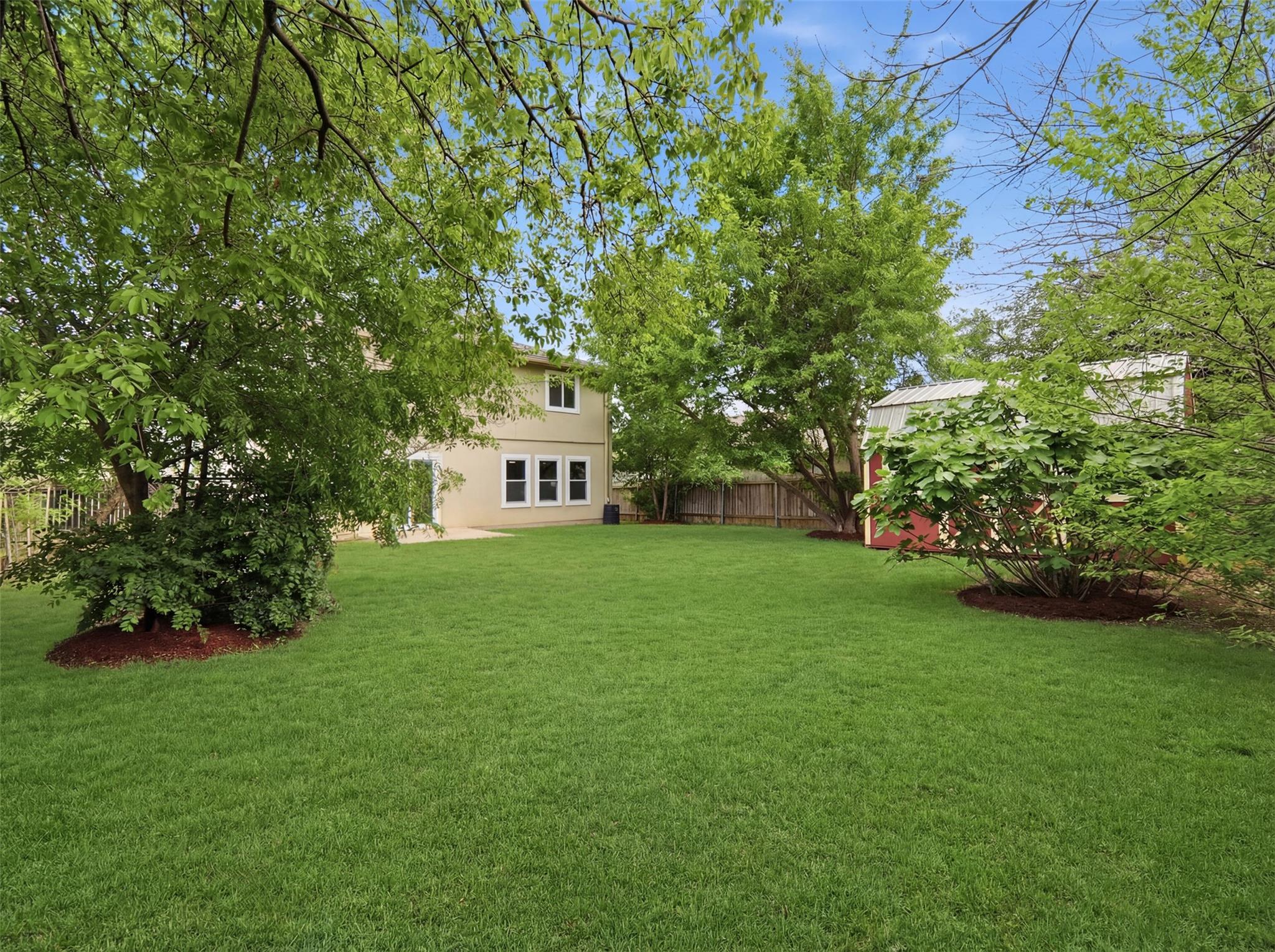 617 Riverway Ln, Leander, TX 78641