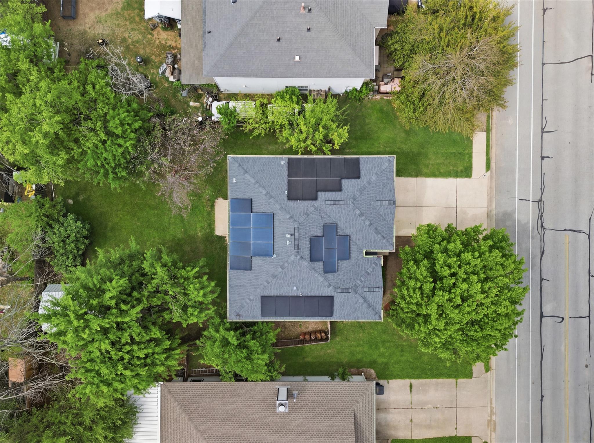 617 Riverway Ln, Leander, TX 78641