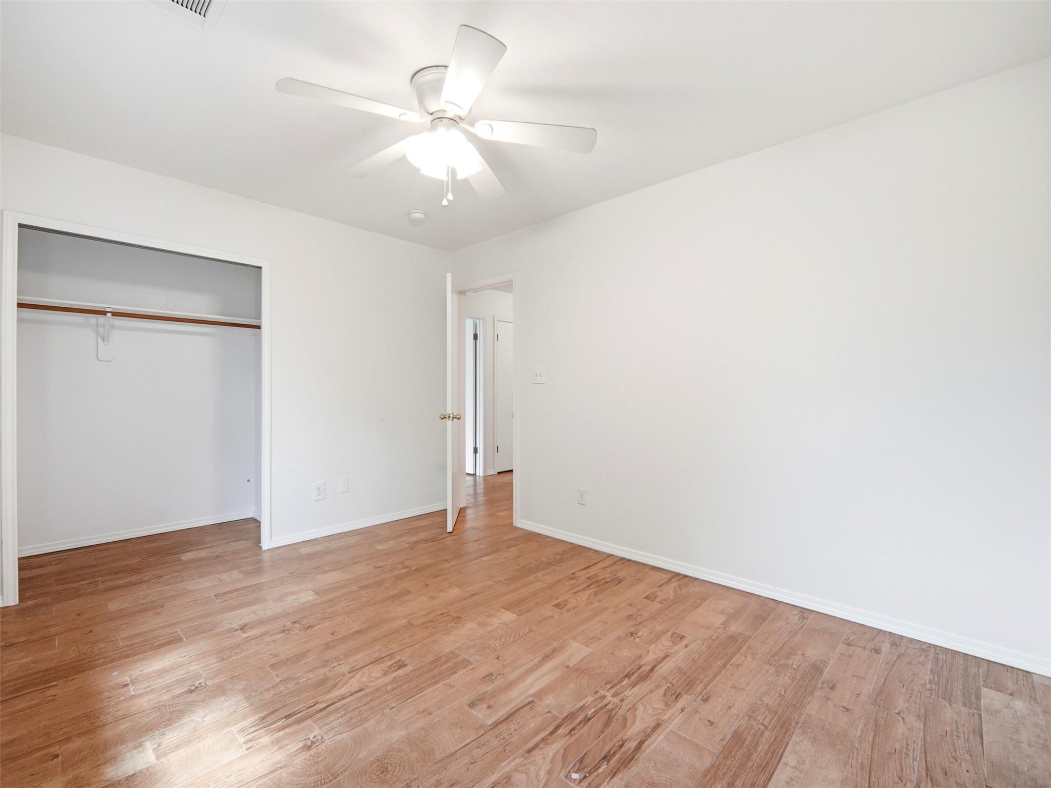 617 Riverway Ln, Leander, TX 78641