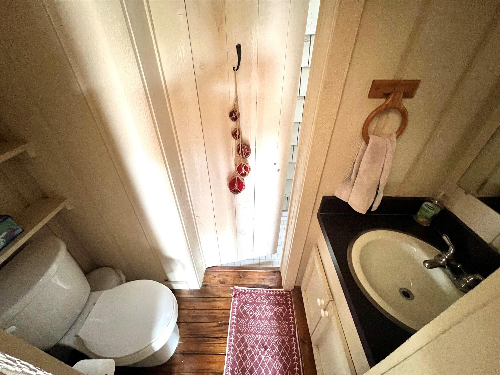 128 TOPSPIN Cir, Spicewood, TX 78669