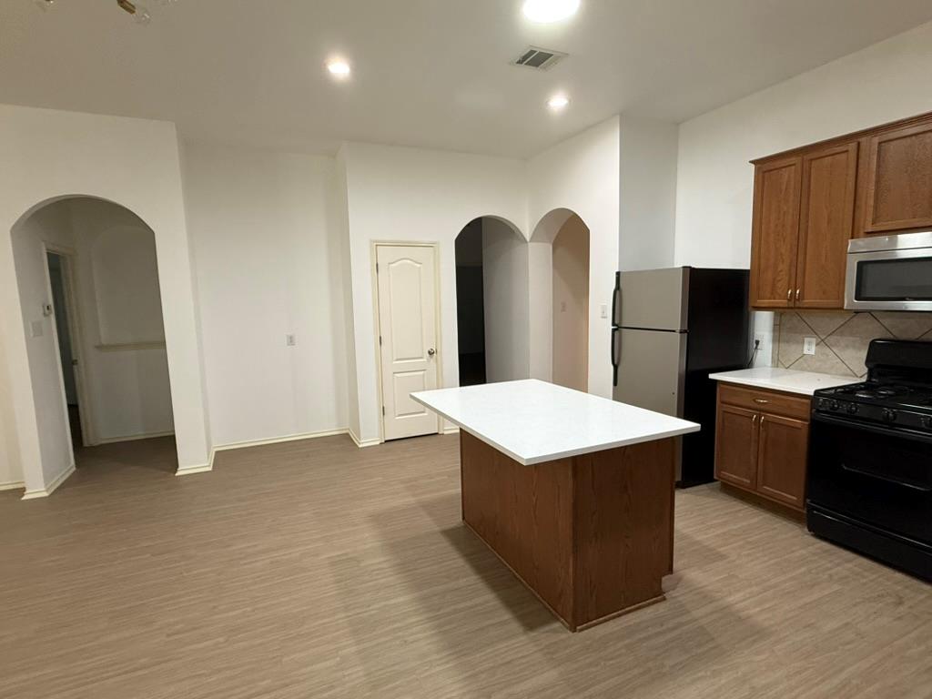 2122 Rachel Ln, Round Rock, TX 78664