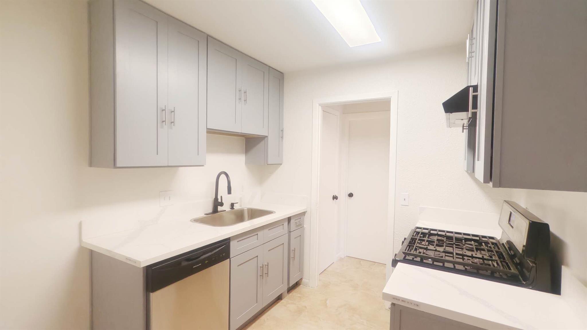 1900 Hearthside Dr, Austin, TX 78757