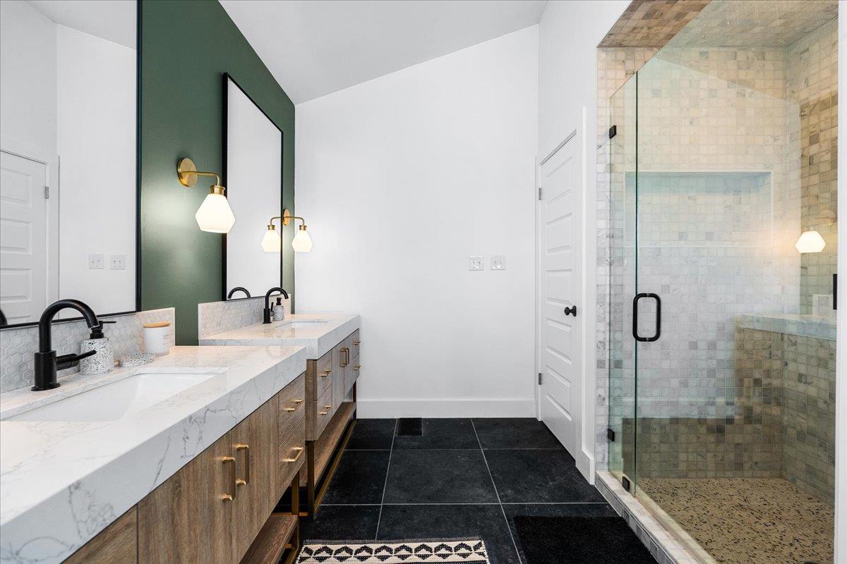 14519 Fitzhugh Rd, Austin, TX 78736