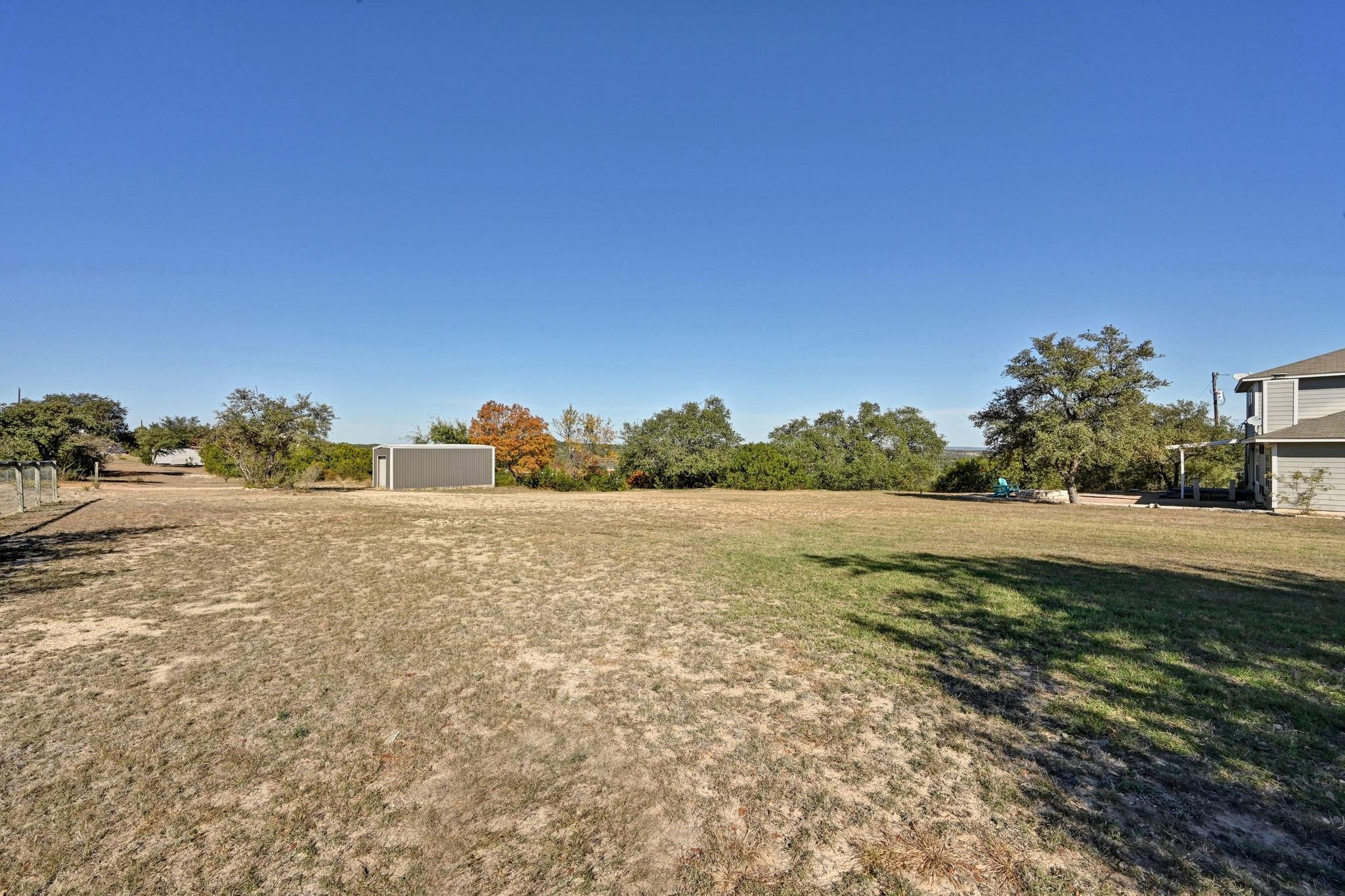 4204 BOB WIRE Rd, Spicewood, TX 78669
