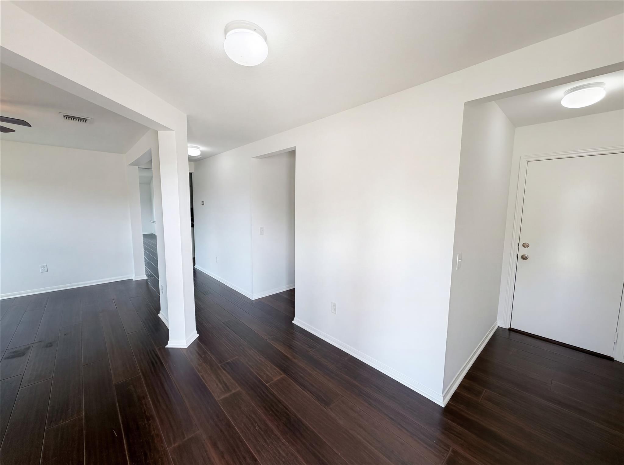 201 Camellia Dr, Hutto, TX 78634