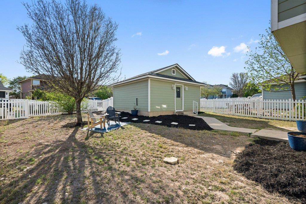 173 Decker, Kyle, TX 78640