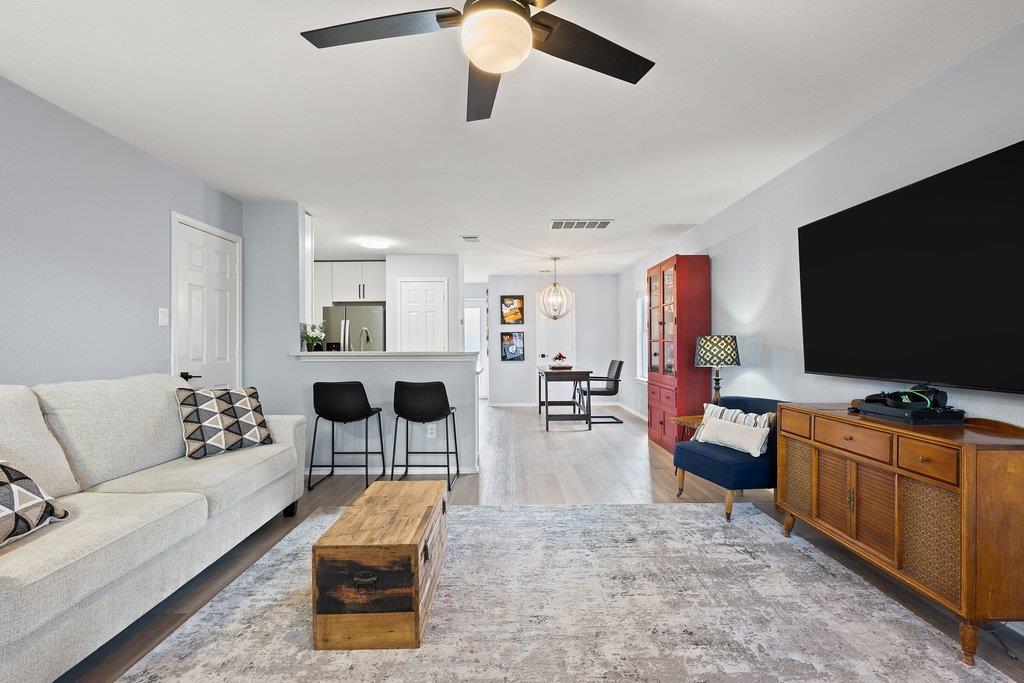 173 Decker, Kyle, TX 78640