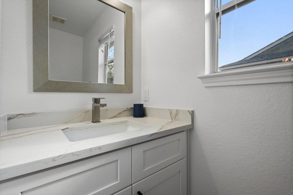 173 Decker, Kyle, TX 78640