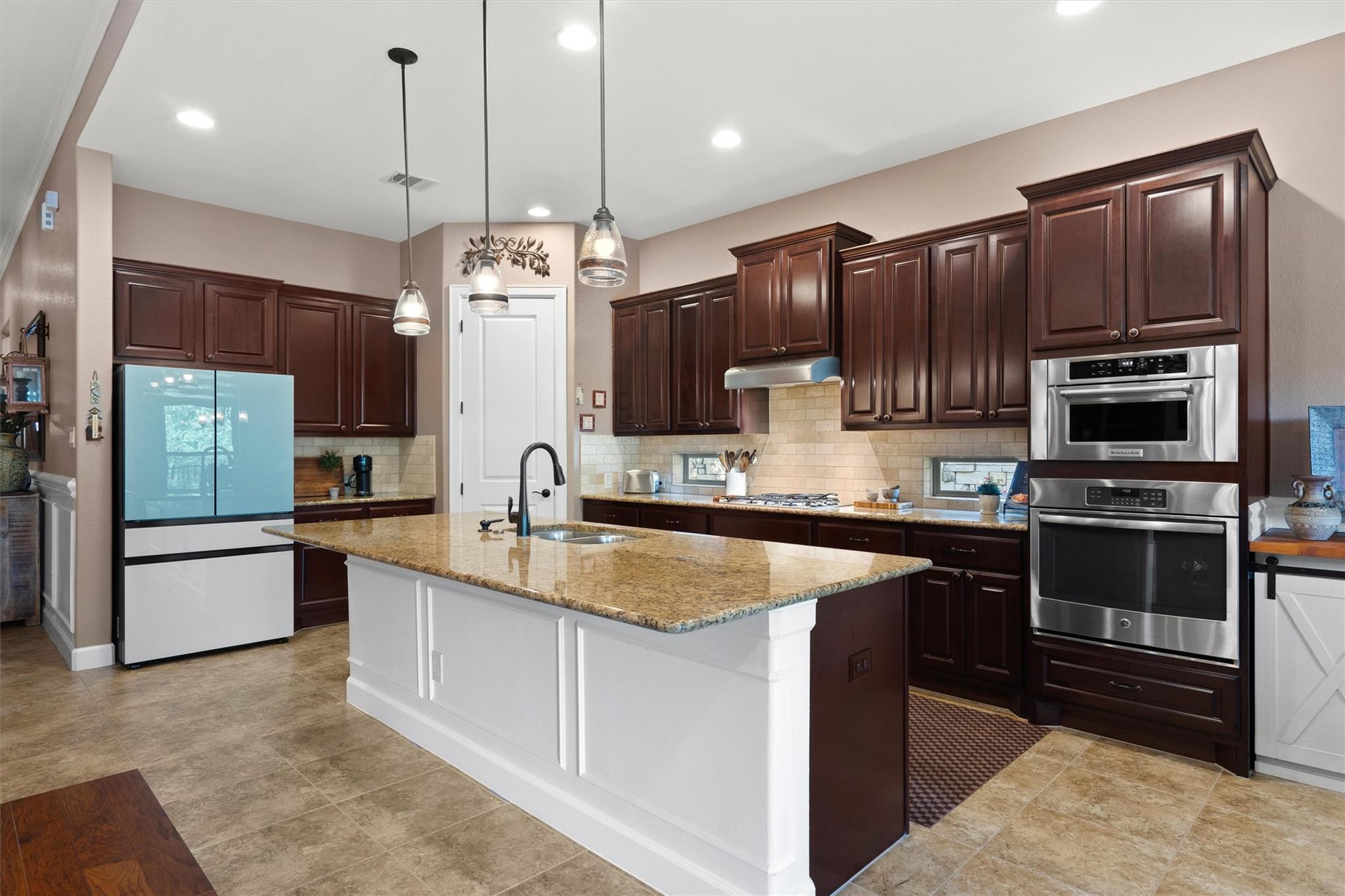 4005 Haight St, Round Rock, TX 78681