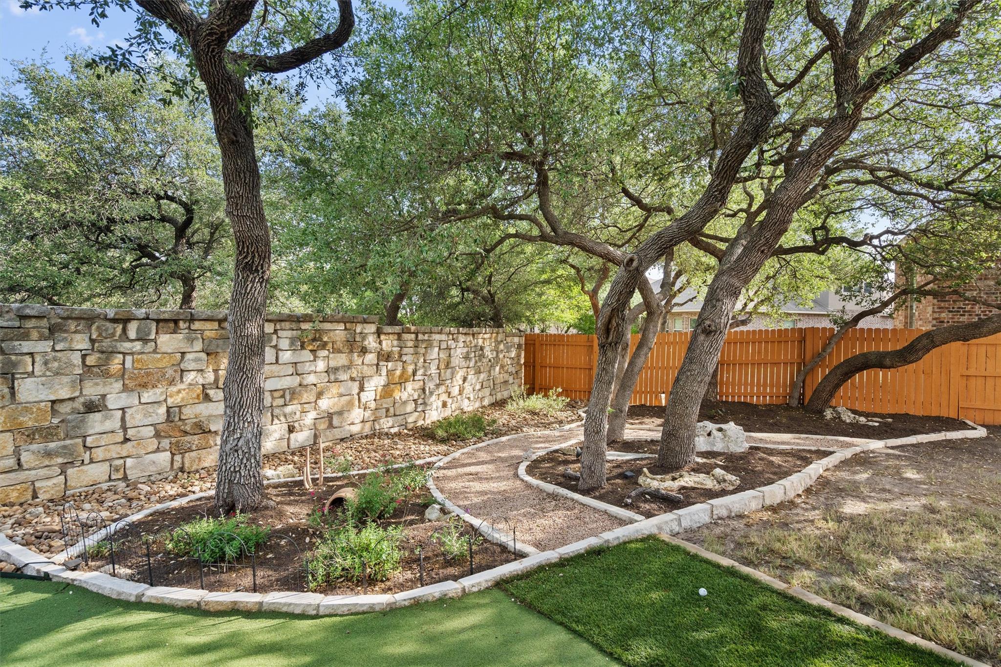 4005 Haight St, Round Rock, TX 78681