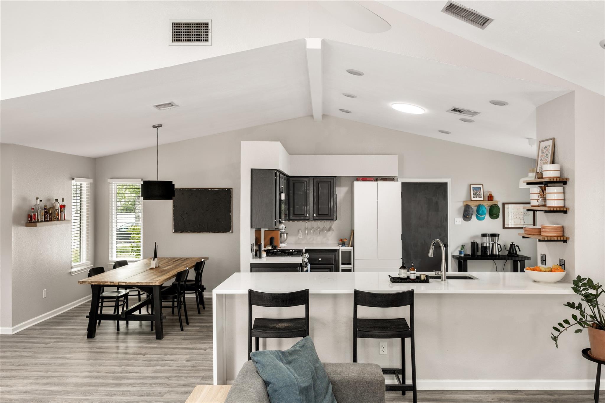 8504 Verona Trl, Austin, TX 78749