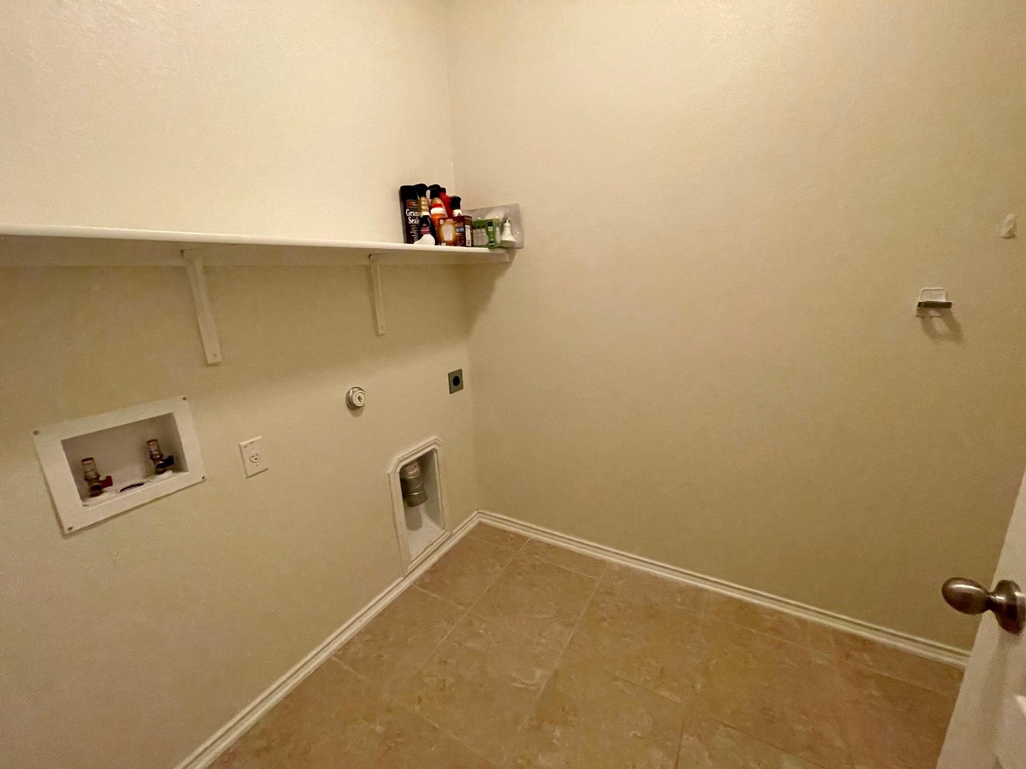 413 Hunters Hill Dr, San Marcos, TX 78666