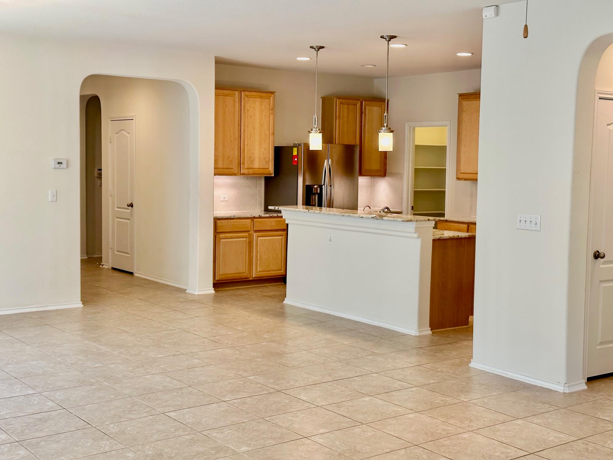 413 Hunters Hill Dr, San Marcos, TX 78666