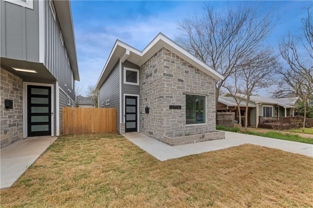 1210 Brentwood St # 2, Austin, TX 78757