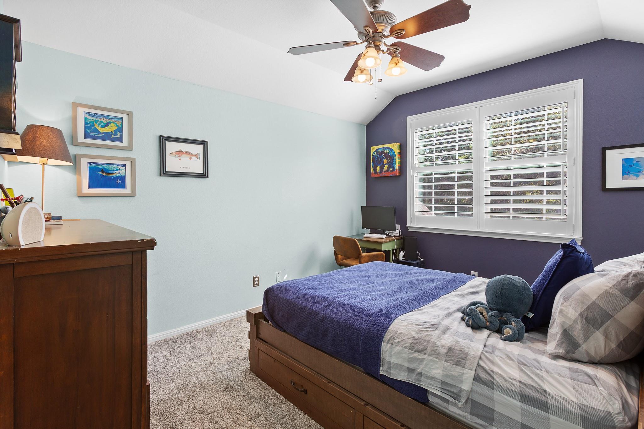 22128 Rose Grass Ln, Spicewood, TX 78669