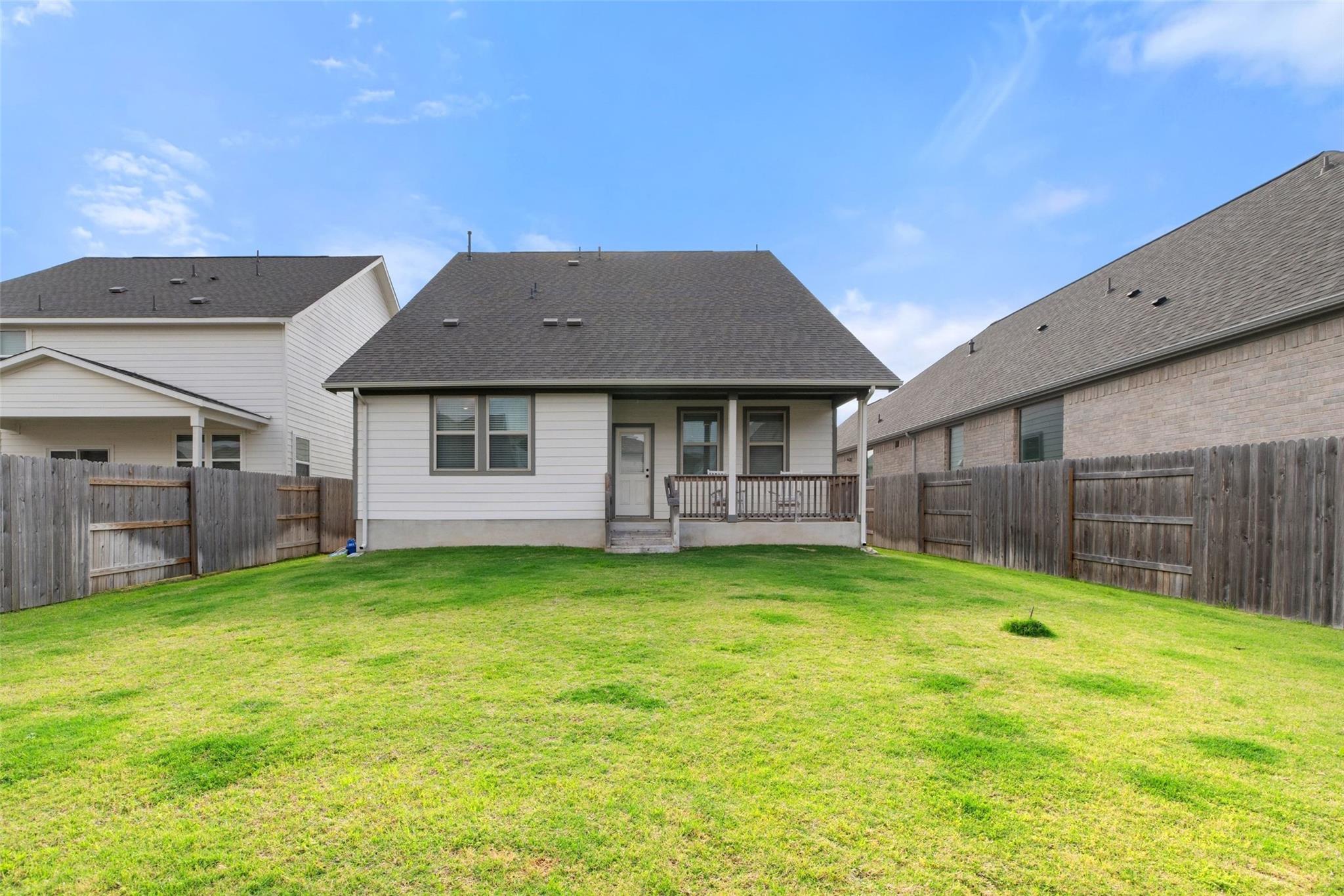 117 Marvins Bnd, Georgetown, TX 78626