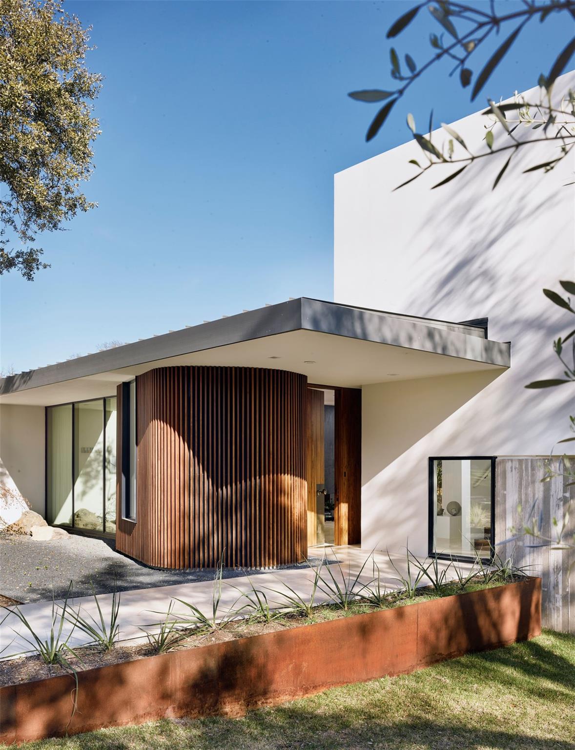 303 Farley Trl, Austin, TX 78746