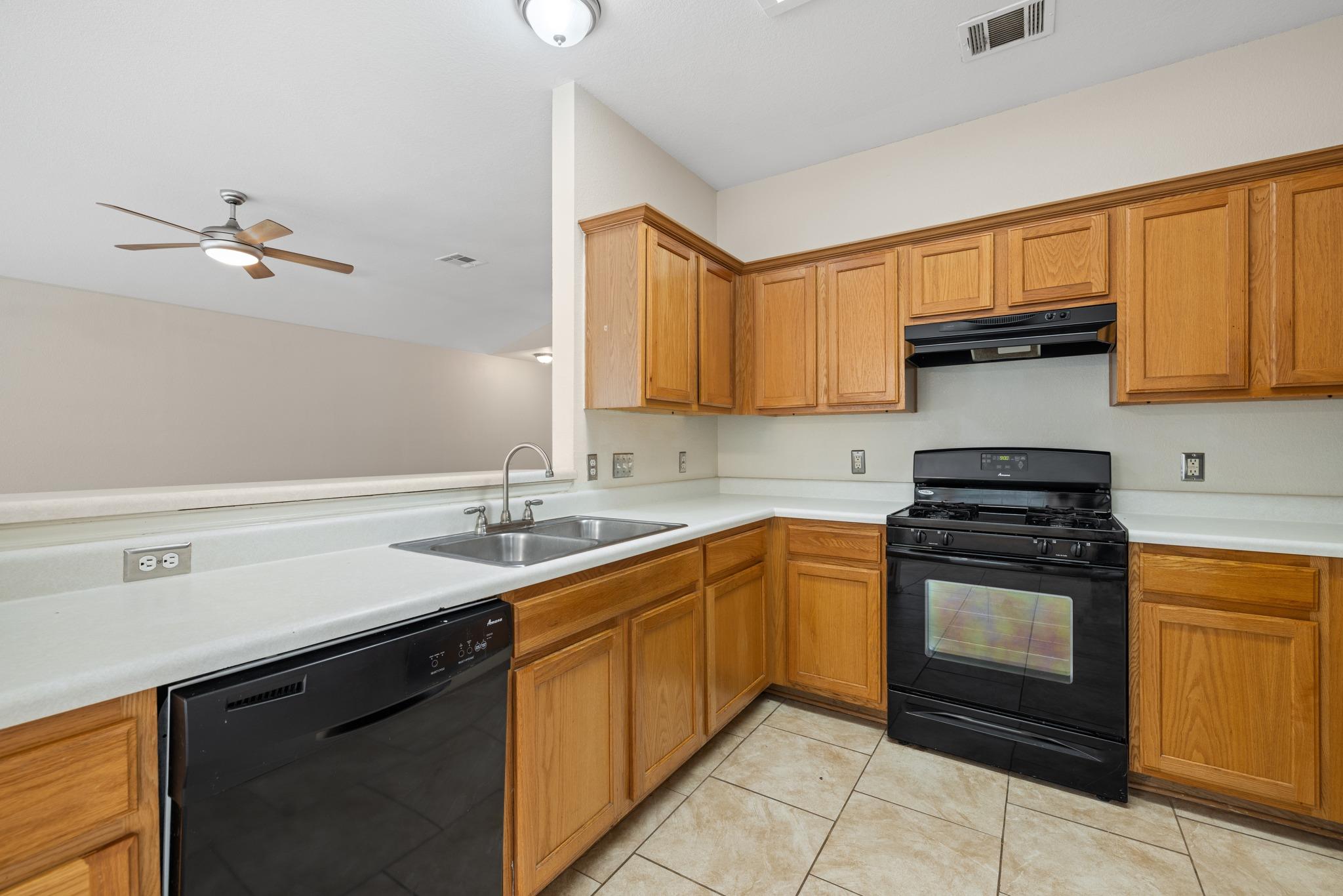 17710 Limpia Crk, Round Rock, TX 78664