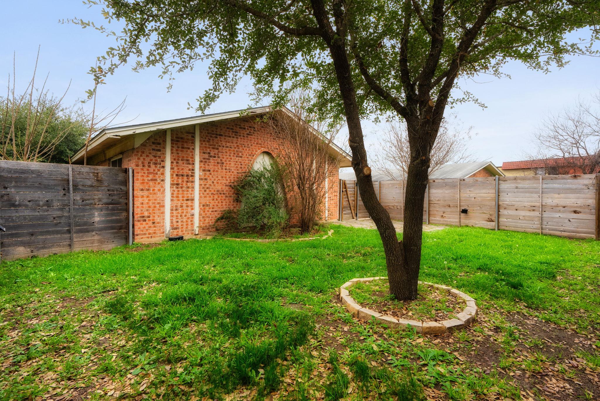 2408 Ventura Dr # A, Austin, TX 78741
