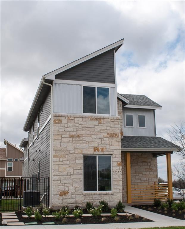 1013 Banyon St, Austin, TX 78757