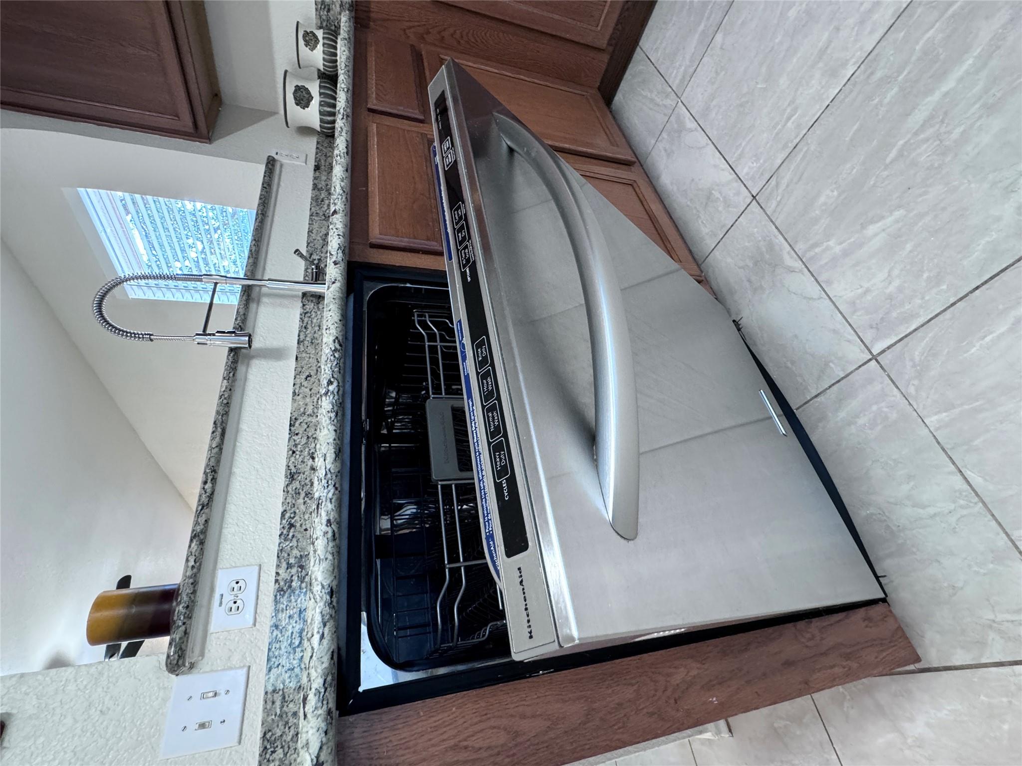 3411 Wickham Ln, Austin, TX 78725