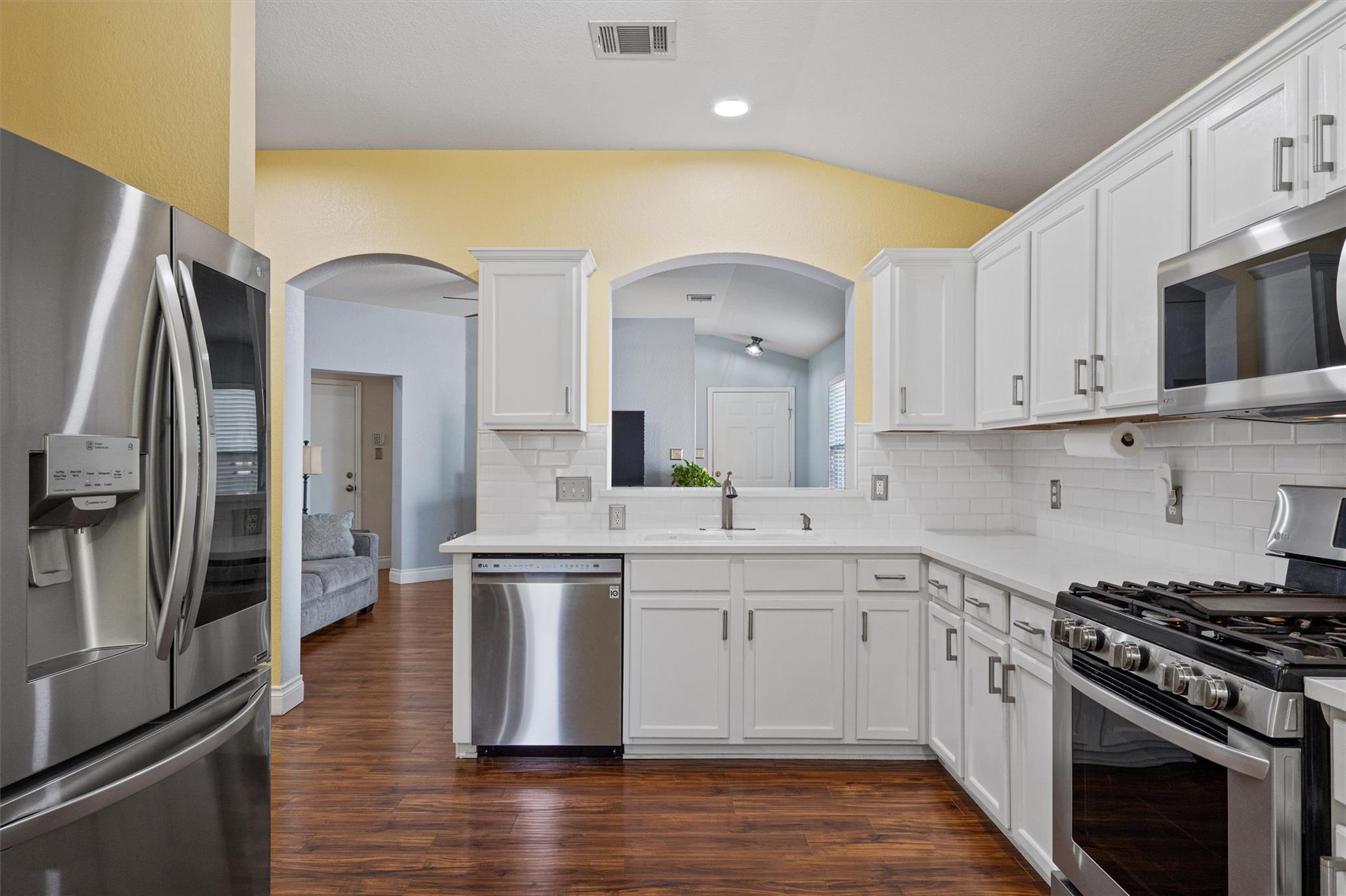 1108 Teapot Dr, Pflugerville, TX 78660