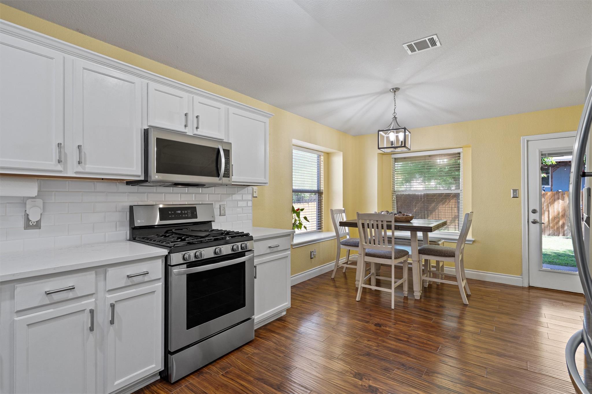 1108 Teapot Dr, Pflugerville, TX 78660