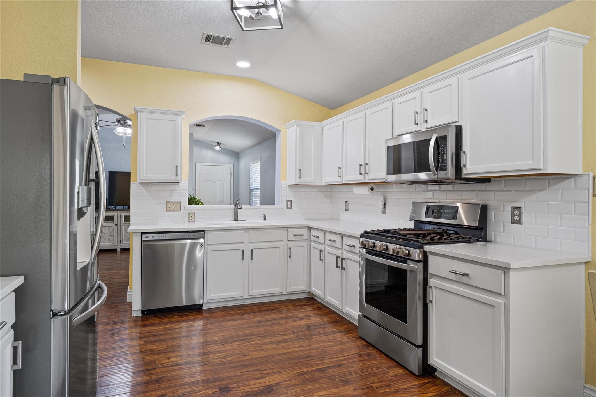 1108 Teapot Dr, Pflugerville, TX 78660