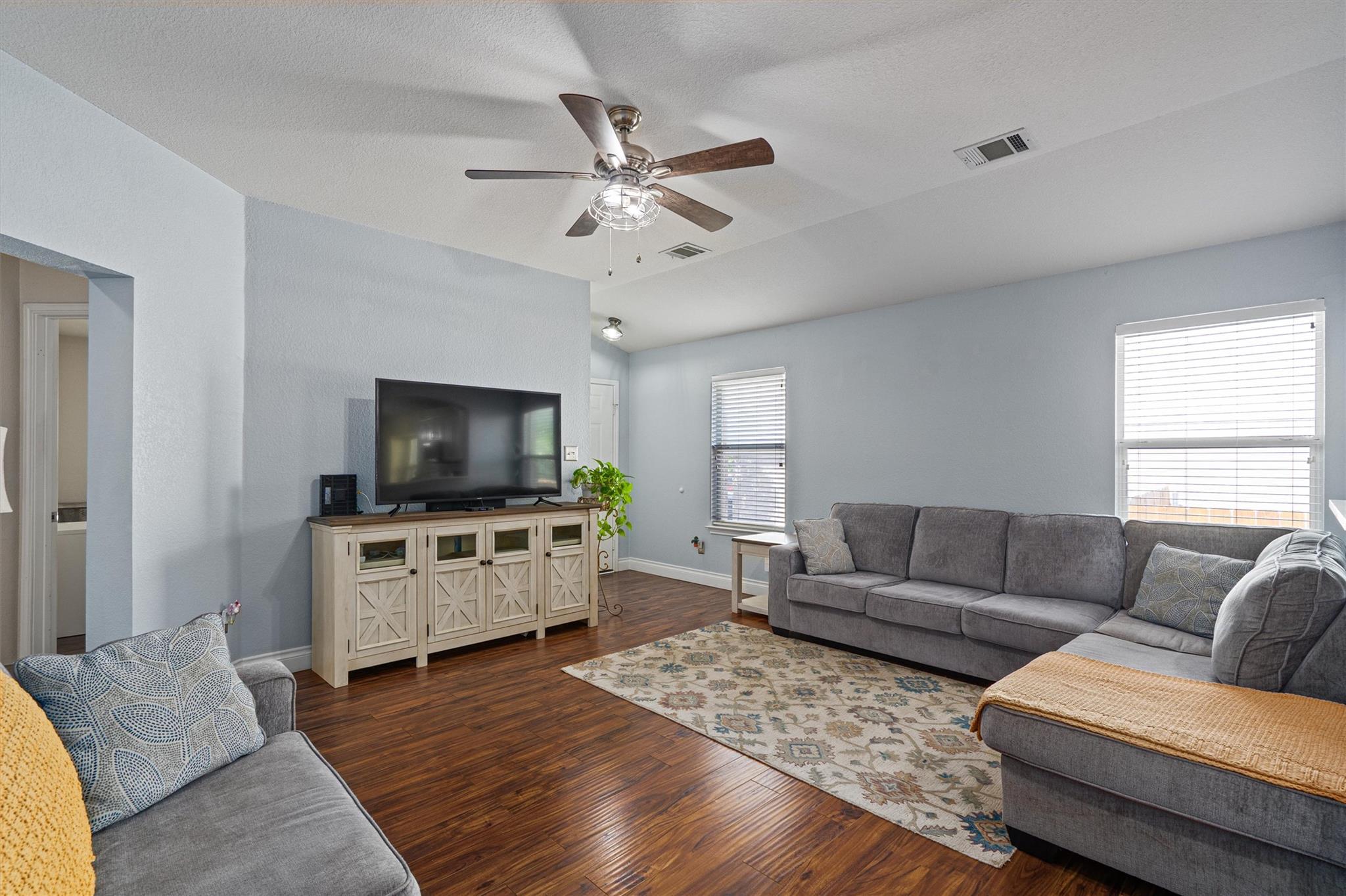 1108 Teapot Dr, Pflugerville, TX 78660