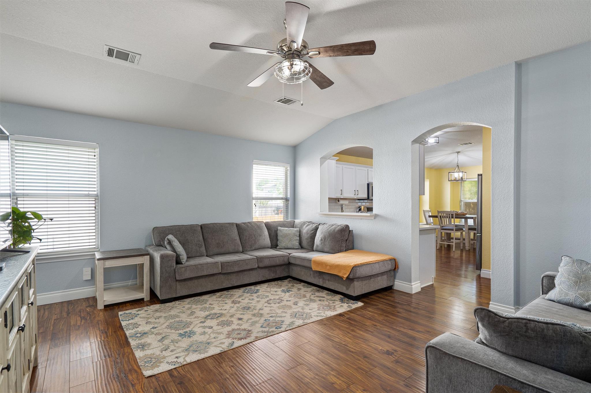 1108 Teapot Dr, Pflugerville, TX 78660